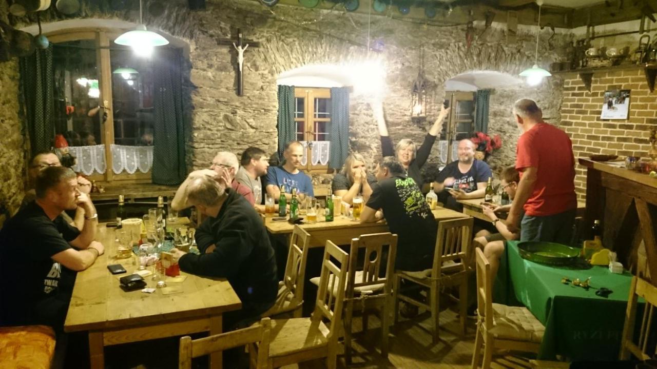 Roubenka Mlyn U Skaly Destne V Orlickych Horach Volne Terminy 5 Bytu Exteriér fotografie